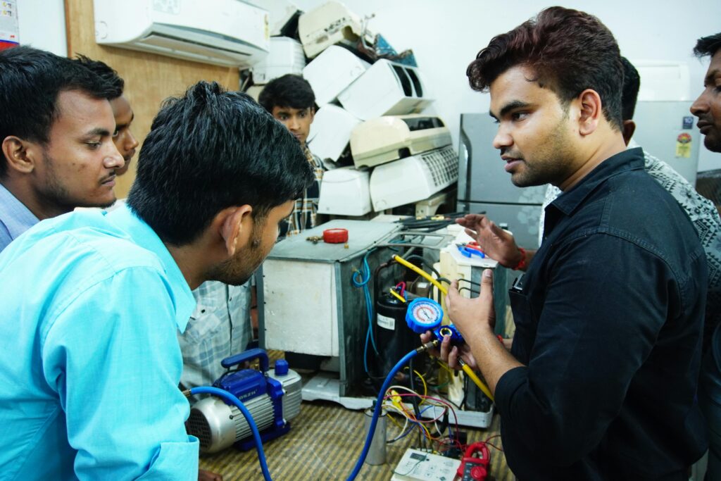 AC Repairing Institute In Delhi